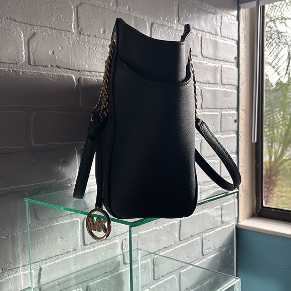 Michael Kors Navy Blue Tote bag and shoulder bag - Picture 4 of 12